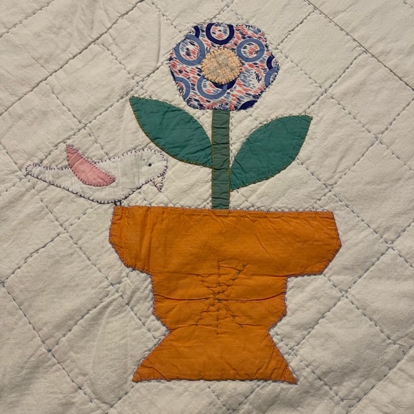 Antique Quilt! Flower Pots And Birds Estate Find! Vintage Handmade Quilt 87”X67” - Picture 2 of 11